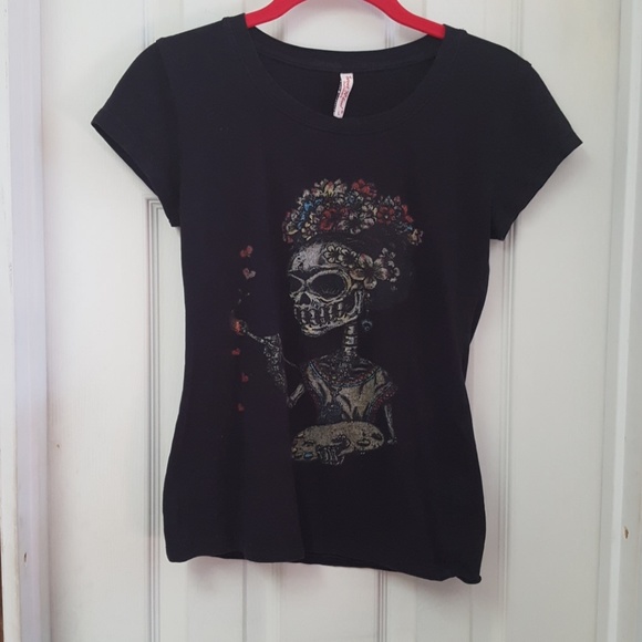Sweet N' kool Outfitters Other - T-shirt